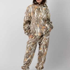 NWOT Comfrt Adirondack Print Sweatpants